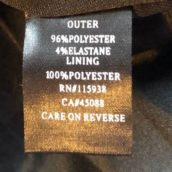 Flattering black and white dress - Picture 6 of 12